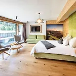 Almgut - Mountain Wellness Hotel Sankt Margarethen im Lungau