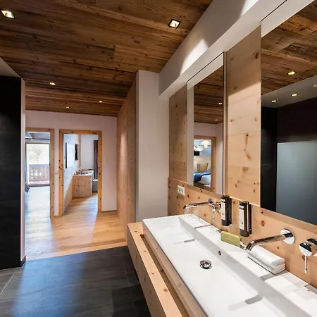 Almgut - Mountain Wellness 4*