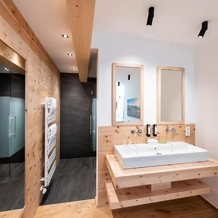 Almgut - Mountain Wellness Hotel Sankt Margarethen im Lungau