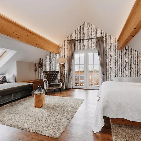 Almgut - Mountain Wellness Hotel