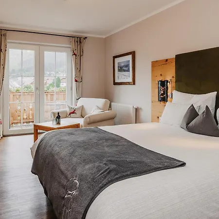 Hotel Almgut - Mountain Wellness 4*